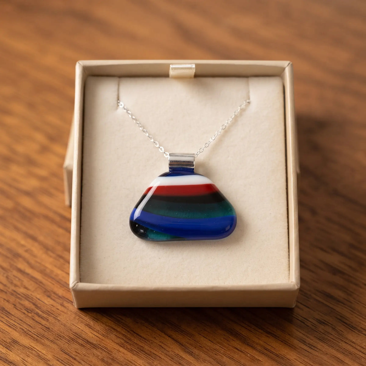 Kingfisher handmade fused glass pendant, view 3